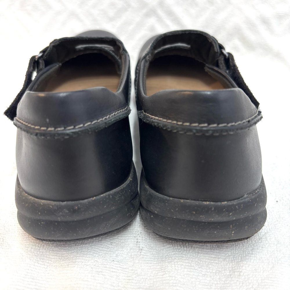 Clarks Black Leather Flats with Strap - Picture 2 of 11